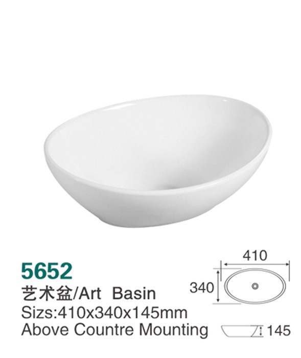 5652